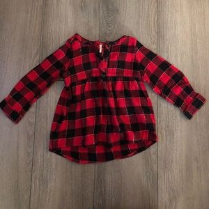Black and red plaid long sleeve top